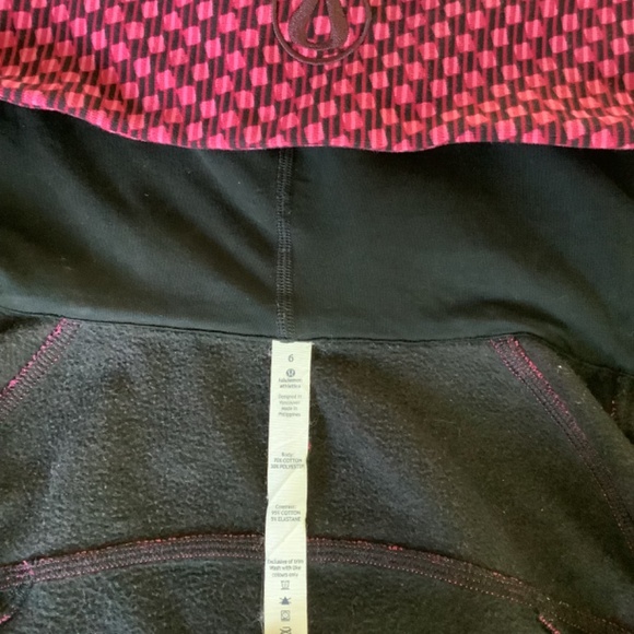 Lululemon Scuba Hoodie III Deep Dive Berry Rumble Black Full Zip, size 6 - Picture 5 of 8